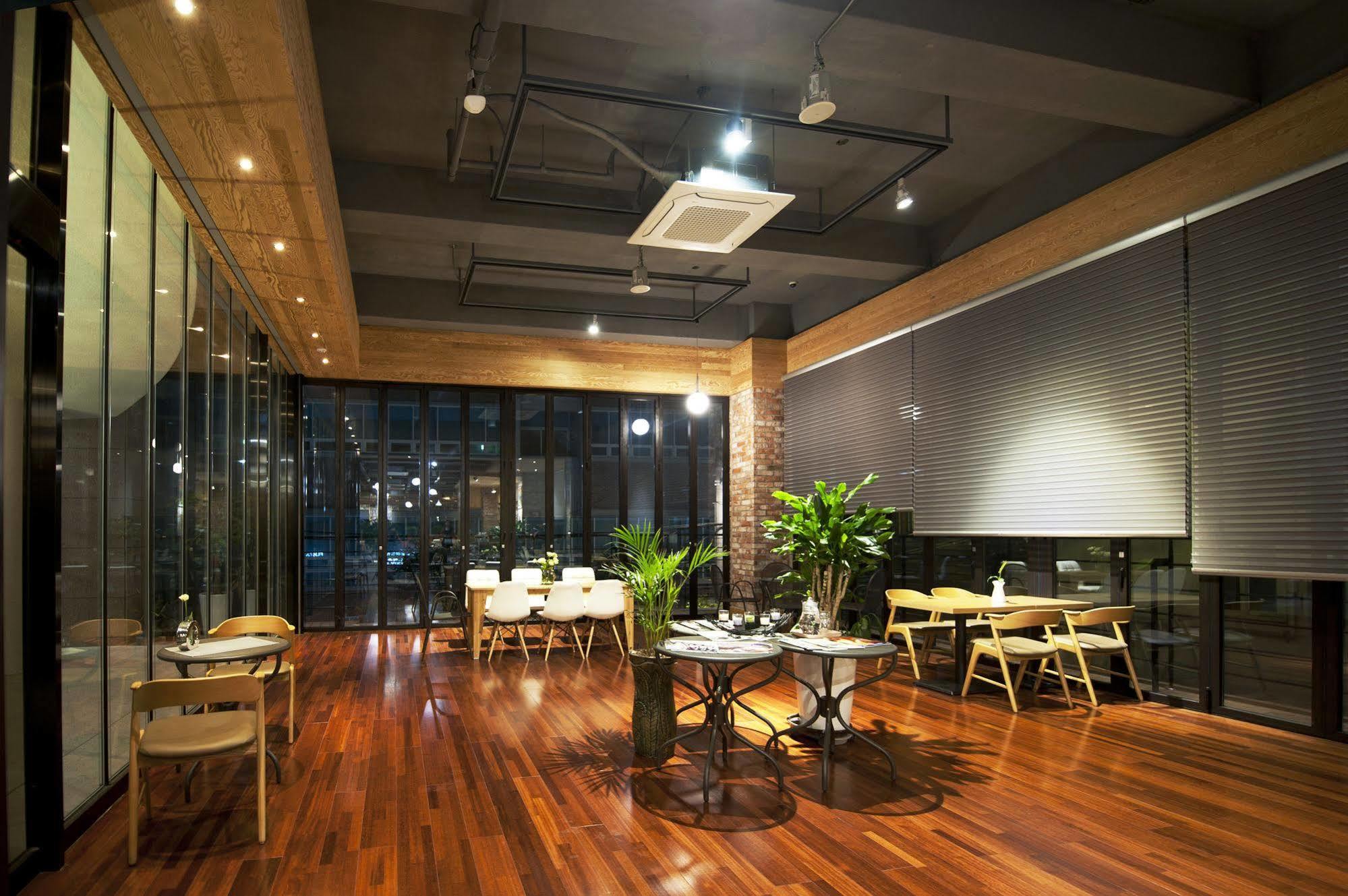 Jeonju Yeonghwa Hotel Exterior foto